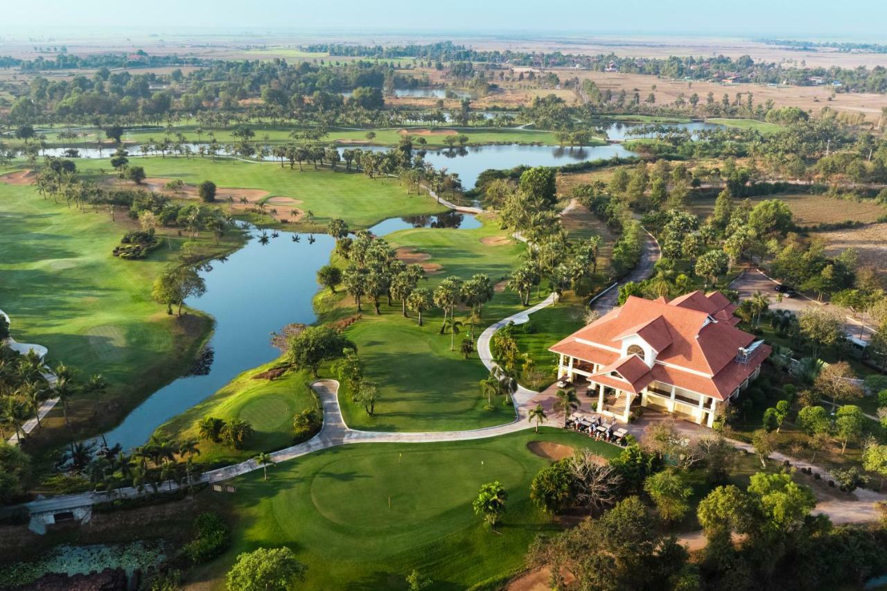 โรงแรม โซฟิเทล อังกอร์ โพคีธรา กอล์ฟ&สปา